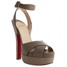Sandalias Christian Louboutin Vivaeva de 160 mm, color topo. Sandalias Christian Louboutin Vivaeva de 160 mm, color topo.