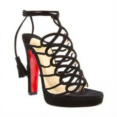 Sandalias Christian Louboutin con borlas de 120 mm, color negro. Sandalias Christian Louboutin con borlas de 120 mm, color negro.