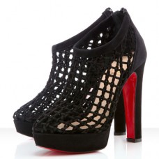Sandalias Christian Louboutin Cousinetta de 140 mm, color negro. Sandalias Christian Louboutin Cousinetta de 140 mm, color negro.