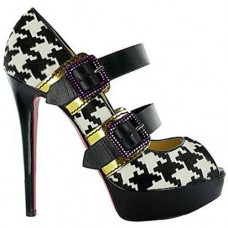 Zapatos de tacón Mary Jane Christian Louboutin Bikiki de 140 mm, color negro. Zapatos de tacón Mary Jane Christian Louboutin Bikiki de 140 mm, color negro.
