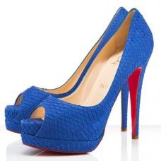 Zapatos de tacón Christian Louboutin Altadama de 140 mm con puntera abierta, color azul empolvado. Zapatos de tacón Christian Louboutin Altadama de 140 mm con puntera abierta, color azul empolvado.