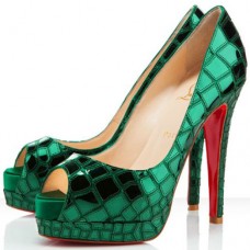 Zapatos de tacón Christian Louboutin Sobek de 100 mm con puntera abierta, color verde.