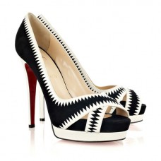 Zapatos de tacón Christian Louboutin Very Jaws de 140 mm con puntera abierta, color negro y blanco. Zapatos de tacón Christian Louboutin Very Jaws de 140 mm con puntera abierta, color negro y blanco.