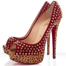 Zapatos de tacón Christian Louboutin Lady Peep Spikes de 140 mm con puntera abierta, color rojo. Zapatos de tacón Christian Louboutin Lady Peep Spikes de 140 mm con puntera abierta, color rojo.