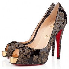 Zapatos de tacón Christian Louboutin Very Prive de 120 mm con puntera abierta, color dorado. Zapatos de tacón Christian Louboutin Very Prive de 120 mm con puntera abierta, color dorado.