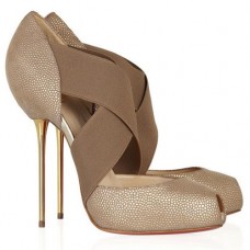 Zapatos de tacón Christian Louboutin Big Dorcet de 120 mm con puntera abierta, color beige. Zapatos de tacón Christian Louboutin Big Dorcet de 120 mm con puntera abierta, color beige.