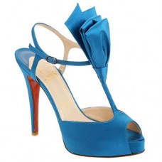 Bolso Christian Louboutin Ernesta con correa en T de 100 mm para ocasiones especiales, color azul. Bolso Christian Louboutin Ernesta con correa en T de 100 mm para ocasiones especiales, color azul.