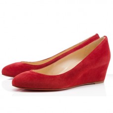 Sandalias de cuña Christian Louboutin New Peanut de 40 mm en color rojo. Sandalias de cuña Christian Louboutin New Peanut de 40 mm en color rojo.