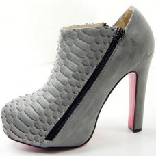 Botines Christian Louboutin 4A de 120 mm, color gris. Botines Christian Louboutin 4A de 120 mm, color gris.