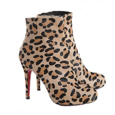 Botines Christian Louboutin Alta Ariella de 120 mm con estampado de leopardo. Botines Christian Louboutin Alta Ariella de 120 mm con estampado de leopardo.