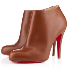 Botines Christian Louboutin Belle de 100 mm, color marrón. Botines Christian Louboutin Belle de 100 mm, color marrón.