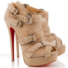 Botines Christian Louboutin Mad Marta de 140 mm, color beige. Botines Christian Louboutin Mad Marta de 140 mm, color beige.