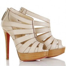 Botines Christian Louboutin Piqué Cire de 140 mm, color beige. Botines Christian Louboutin Piqué Cire de 140 mm, color beige.