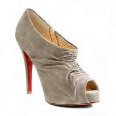 Botines Christian Louboutin Treopli de 120 mm, color gris. Botines Christian Louboutin Treopli de 120 mm, color gris.