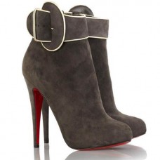 Botines Christian Louboutin Trottinette de 140 mm, color marrón. Botines Christian Louboutin Trottinette de 140 mm, color marrón.