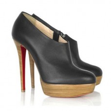 Botines Christian Louboutin Moulage de 140 mm, color negro. Botines Christian Louboutin Moulage de 140 mm, color negro.