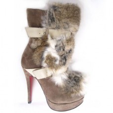 Botines Christian Louboutin Toundra Fur de 120 mm, color marrón. Botines Christian Louboutin Toundra Fur de 120 mm, color marrón.