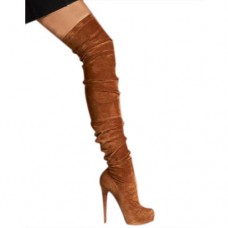 Botas Christian Louboutin Gazolina de 140 mm, color chocolate. Botas Christian Louboutin Gazolina de 140 mm, color chocolate.