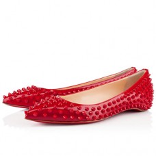 Bailarinas Christian Louboutin Pigalle con tachuelas rojas Bailarinas Christian Louboutin Pigalle con tachuelas rojas