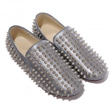 Mocasines Christian Louboutin Rollerboy Silver Spikes grises Mocasines Christian Louboutin Rollerboy Silver Spikes grises