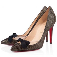Zapatos de tacón Christian Louboutin Love Me de 100 mm, color negro. Zapatos de tacón Christian Louboutin Love Me de 100 mm, color negro.