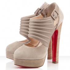 Zapatos de tacón Christian Louboutin Bye Bye de 160 mm, color beige. Zapatos de tacón Christian Louboutin Bye Bye de 160 mm, color beige.