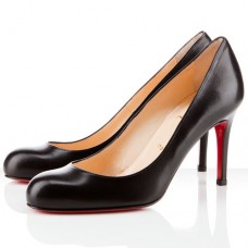 Zapatos de tacón Christian Louboutin Simple de 80 mm, color negro. Zapatos de tacón Christian Louboutin Simple de 80 mm, color negro.