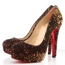 Zapatos de tacón Christian Louboutin Bianca de 140 mm, color dorado. Zapatos de tacón Christian Louboutin Bianca de 140 mm, color dorado.