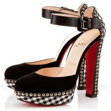 Zapatos de tacón Christian Louboutin Luxura de 140 mm, color negro. Zapatos de tacón Christian Louboutin Luxura de 140 mm, color negro.
