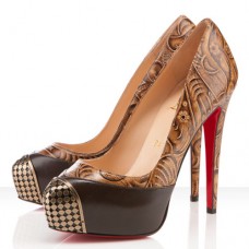 Zapatos de tacón Christian Louboutin Maggie de 140 mm, color marrón. Zapatos de tacón Christian Louboutin Maggie de 140 mm, color marrón.