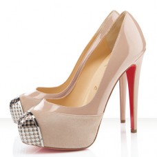 Zapatos de tacón Christian Louboutin Maggie de 140 mm color nude Zapatos de tacón Christian Louboutin Maggie de 140 mm color nude