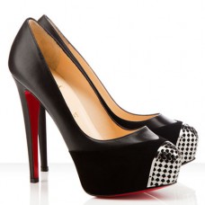 Zapatos de tacón Christian Louboutin Maggie de 140 mm, color negro. Zapatos de tacón Christian Louboutin Maggie de 140 mm, color negro.