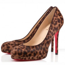 Zapatos de tacón Christian Louboutin New Simple de 120 mm con estampado de leopardo. Zapatos de tacón Christian Louboutin New Simple de 120 mm con estampado de leopardo.