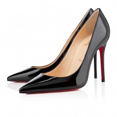 Zapatos de tacón Christian Louboutin Decollete 554 de 100 mm, color negro. Zapatos de tacón Christian Louboutin Decollete 554 de 100 mm, color negro.