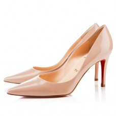 Zapatos de tacón Christian Louboutin New Decoltissimo de 80 mm en color nude.