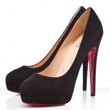 Zapatos de tacón Christian Louboutin Miss Clichy de 140 mm, color negro.