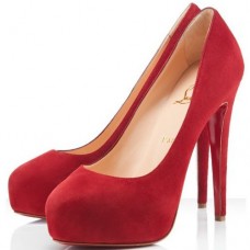 Zapatos de tacón Christian Louboutin Miss Clichy de 140 mm, color rojo.