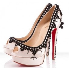 Zapatos de tacón Christian Louboutin Torero de 140 mm con puntera abierta, color nude. Zapatos de tacón Christian Louboutin Torero de 140 mm con puntera abierta, color nude.