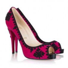 Zapatos de tacón Christian Louboutin Very Brode de 120 mm con puntera abierta, color rosa matador. Zapatos de tacón Christian Louboutin Very Brode de 120 mm con puntera abierta, color rosa matador.