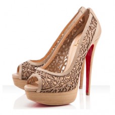 Zapatos de tacón Christian Louboutin Pampas de 140 mm con puntera abierta, color beige.