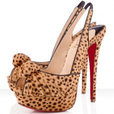 Zapatos Christian Louboutin Jenny de 140 mm para ocasiones especiales con estampado de leopardo. Zapatos Christian Louboutin Jenny de 140 mm para ocasiones especiales con estampado de leopardo.