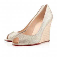 Sandalias de cuña Christian Louboutin Puglia de 100 mm color oro Sandalias de cuña Christian Louboutin Puglia de 100 mm color oro