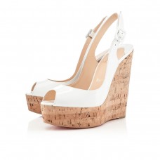 Sandalias de cuña Christian Louboutin Une Plume de 140 mm, color blanco. Sandalias de cuña Christian Louboutin Une Plume de 140 mm, color blanco.