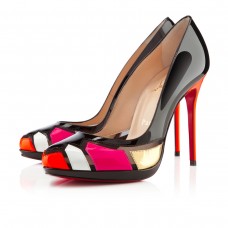 Zapatos de tacón Christian Louboutin Astrogirl de 120 mm, color negro. Zapatos de tacón Christian Louboutin Astrogirl de 120 mm, color negro.