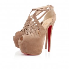 Plataformas Christian Louboutin Carlota de 160 mm, color beige. Plataformas Christian Louboutin Carlota de 160 mm, color beige.