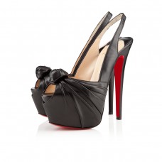 Zapatos de tacón Christian Louboutin Miss Benin de 160 mm con tira trasera, color negro. Zapatos de tacón Christian Louboutin Miss Benin de 160 mm con tira trasera, color negro.