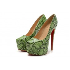Plataformas Christian Louboutin Daffodile de 160 mm en color verde. Plataformas Christian Louboutin Daffodile de 160 mm en color verde.