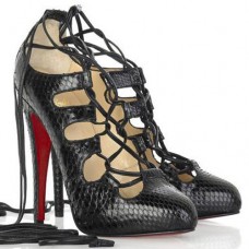 Zapatos de tacón Mary Jane Bloody de Christian Louboutin de 120 mm, color negro. Zapatos de tacón Mary Jane Bloody de Christian Louboutin de 120 mm, color negro.