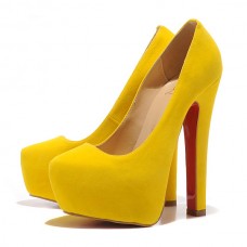 Zapatos de tacón Christian Louboutin Daffy de 160 mm, color amarillo. Zapatos de tacón Christian Louboutin Daffy de 160 mm, color amarillo.