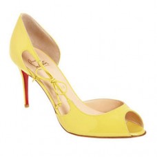 Zapatos de tacón Christian Louboutin Delico de 100 mm con puntera abierta, color amarillo. Zapatos de tacón Christian Louboutin Delico de 100 mm con puntera abierta, color amarillo.